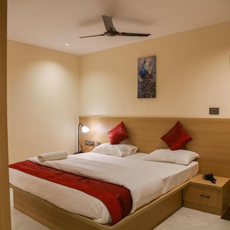 Lumis Studio Apartment Hyderabad Eksteriør bilde